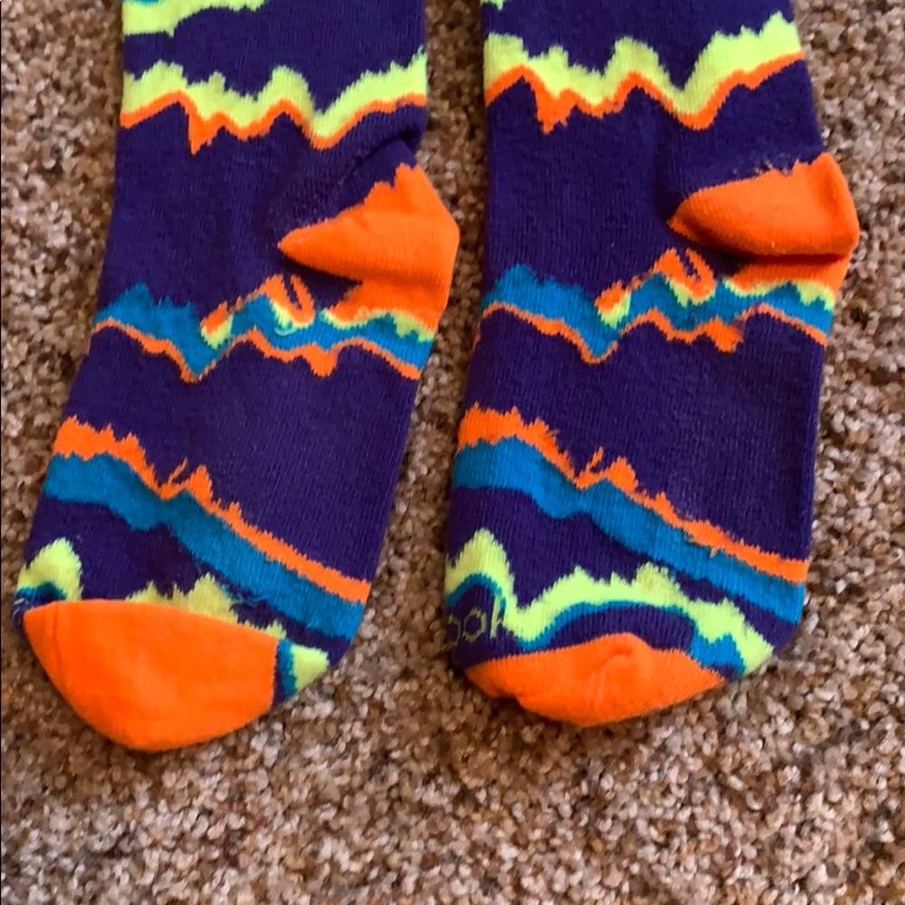 Striped Reebok socks. - Picture 4 of 11